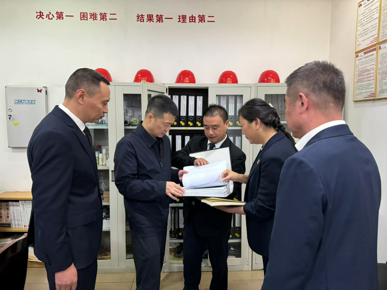 省尊龙凯时集团党委书记、董事长游勇国庆节期间调研督导旗下酒店经营及安全生产工作