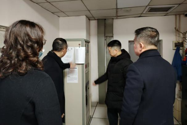 省尊龙凯时集团党委书记、董事长游勇检查督导春节安全生产并看望慰问干部员工